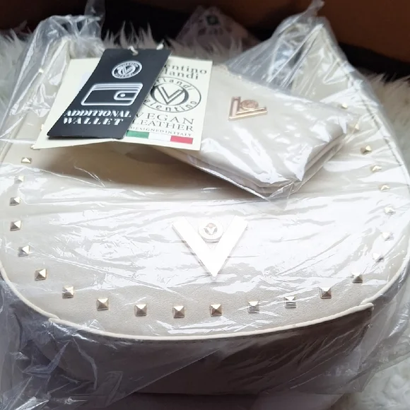 Valentino Orlandi Cream and Tan Accessory - Picture 5 of 5